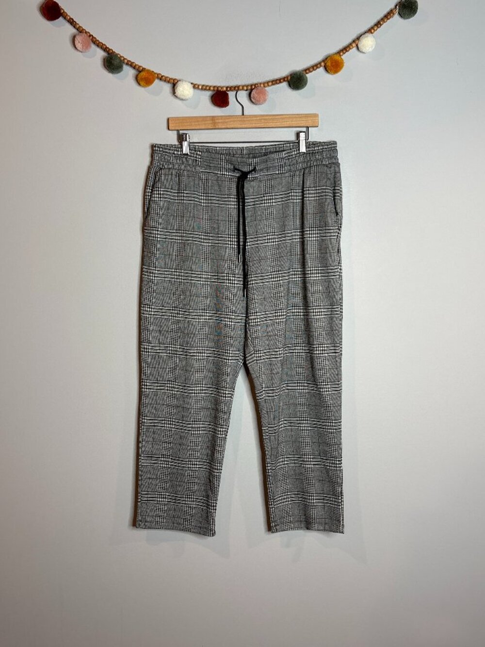 A New Day plaid pull on casual dress pants
